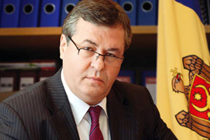 Alexandru Oleinic  declară că partidele extraparlamentare ar trebui să se unească pentru a susține vectorul european al țării